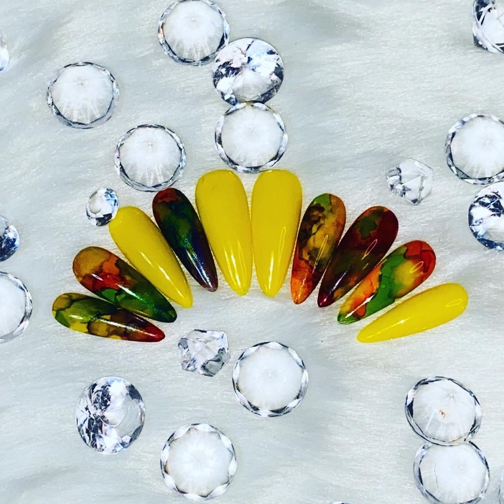Sunrise||Press-on Nail Set